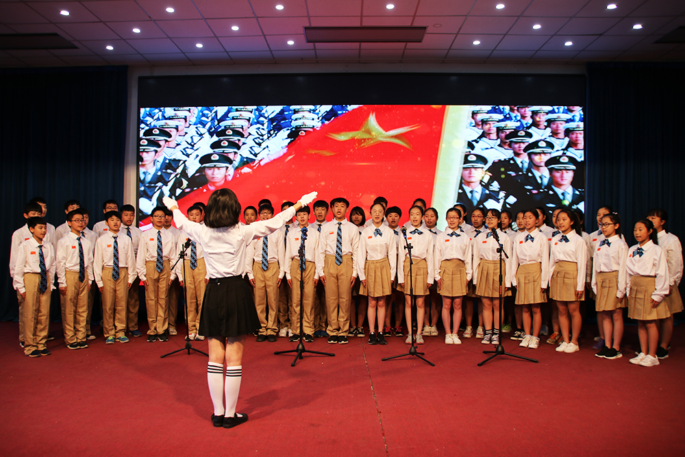 1527648390690660.jpg 初一八班.JPG